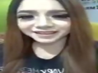 Lurah buat gadoh: titty baszás trágár film előadás bb
