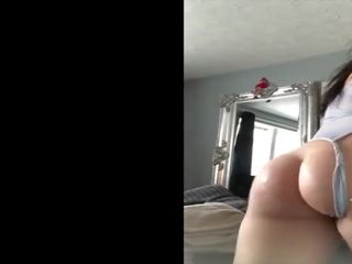 英国の chav スラグ おなら ホイップ クリーム アウト の 彼女の.