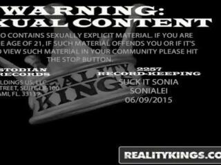 Realitykings - mikes apartment - &lpar;mad max&comma; precēties queen&rpar; - tik dreamy