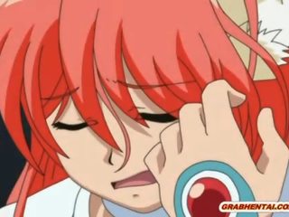 Furry 動漫 poked 從 背後