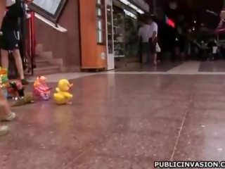 Stupendous remaja kekasih mendapat kelangkang menjilat