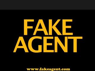 Fakeagent модель підліток потреби робота
