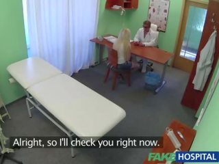 ブロンド 患者 取得 突っ込みました バイ 彼女の セラピスト