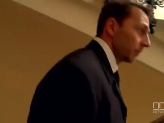 秘书 米什 交 得到 一个 肛交 体内射精 奴役，支配，虐待狂，受虐狂 风格