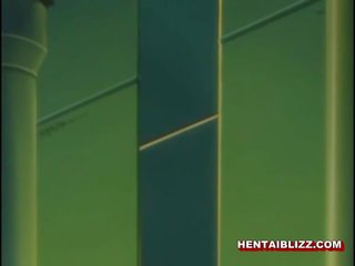 Skrępowane hentai męskość dostaje lizał i pieprzony