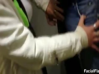 Анджи бял гадно убождане в смяна стая