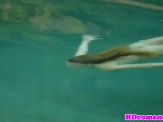 雀斑 skinnydipping 青少年 得到 附带 一口