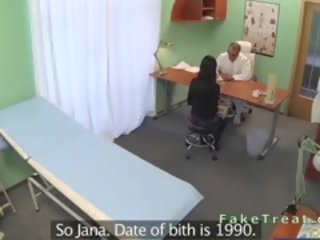 Предизвикателен пациент гадно лекари putz