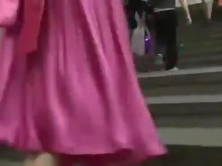 উপরের স্কার্ট চুরীকৃত video92