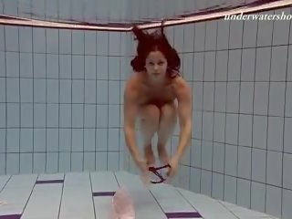 Seksi pod vodo najstnice plavanje, brezplačno pod vode film hd umazano posnetek
